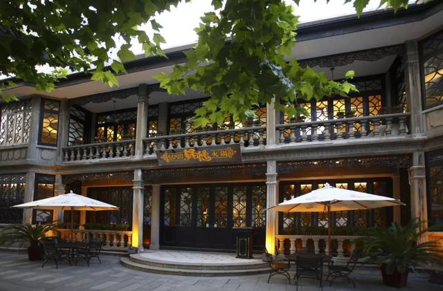 上海鍋德火鍋新天地店一夜人去樓空，又一家高端餐飲關(guān)門！